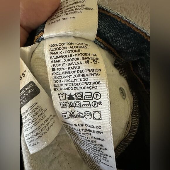 Levi’s Ribcage Straight Ankle Jeans Distressed Knees High Waist Denim Size 28 - Picture 8 of 8